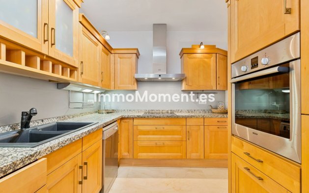 Resale - Apartment - Fuengirola - Fuengirola Centro