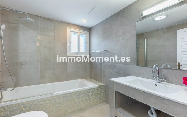 Wiederverkauf - Freistehende Villa - Sotogrande - Sotogrande Alto