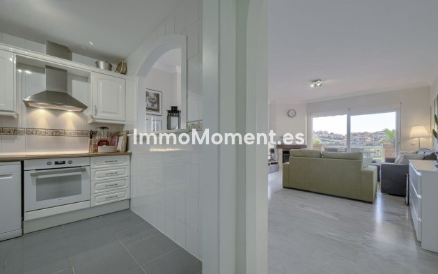 Resale - Apartment - Mijas Costa - Calahonda