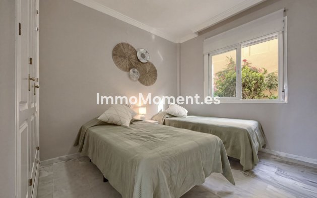 Resale - Apartment - Mijas Costa - Calahonda