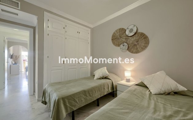 Resale - Apartment - Mijas Costa - Calahonda