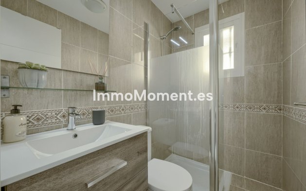 Resale - Apartment - Mijas Costa - Calahonda