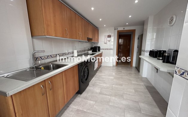 Revente - Appartement - Estepona  - Estepona Centro