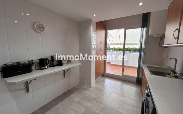 Revente - Appartement - Estepona  - Estepona Centro