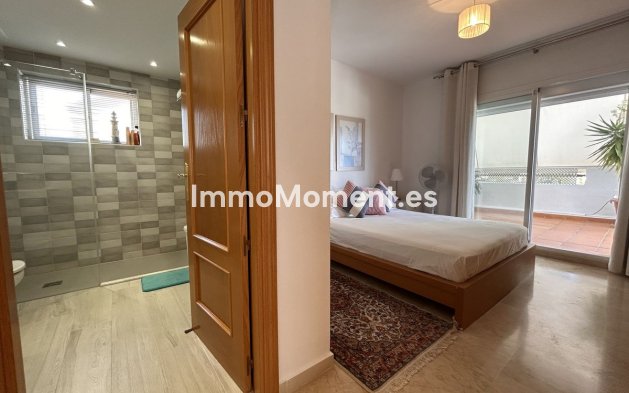 Revente - Appartement - Estepona  - Estepona Centro
