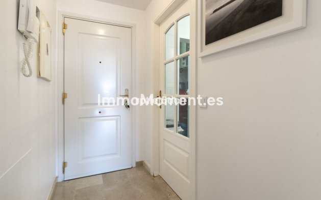 Resale - Apartment - Mijas Costa - El Faro