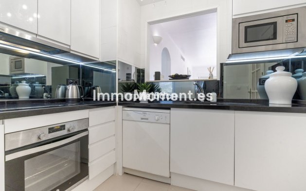 Resale - Apartment - Mijas Costa - El Faro