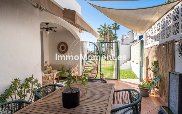 Resale - Detached villa - Estepona - Estepona Centro