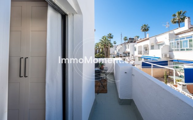 Resale - Detached villa - Estepona - Estepona Centro