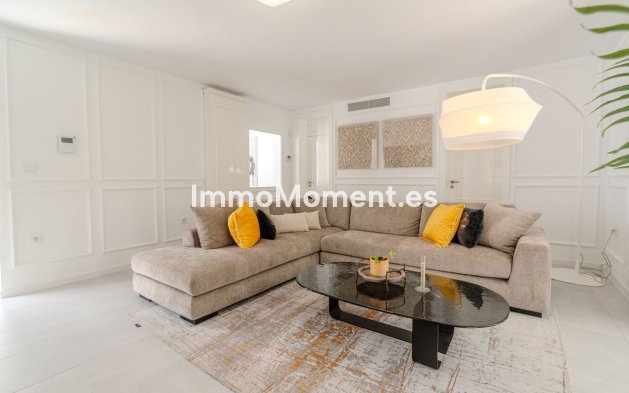 Reventa - Villa independiente - Marbella - Nueva Andalucía
