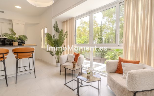 Reventa - Villa independiente - Marbella - Nueva Andalucía