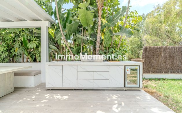 Reventa - Villa independiente - Marbella - Nueva Andalucía