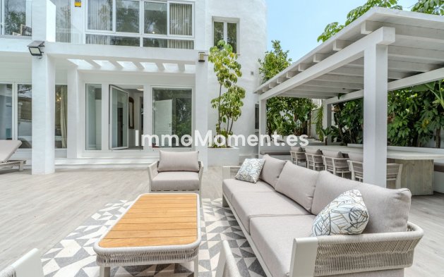 Reventa - Villa independiente - Marbella - Nueva Andalucía