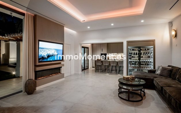 Wiederverkauf - Freistehende Villa - Marbella - Nagüeles