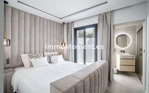 Wiederverkauf - Freistehende Villa - Marbella - Nagüeles