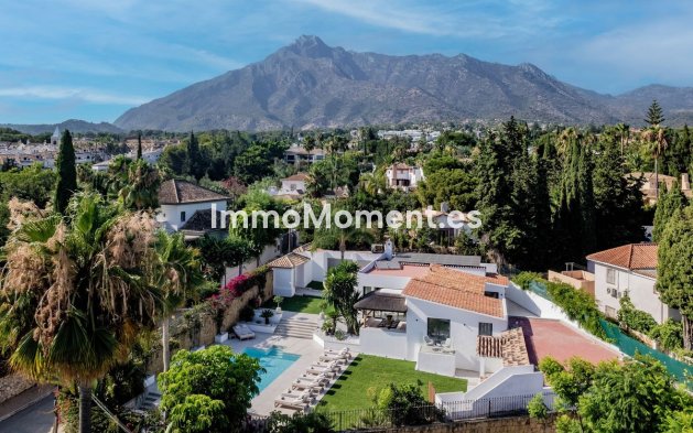 Wiederverkauf - Freistehende Villa - Marbella - Nagüeles
