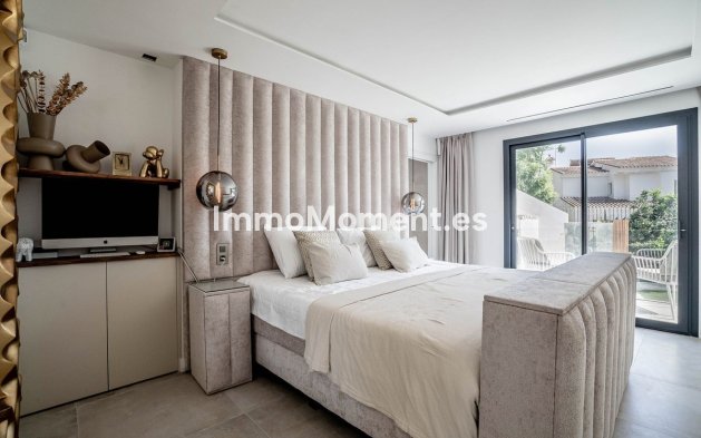 Wiederverkauf - Freistehende Villa - Marbella - Nagüeles