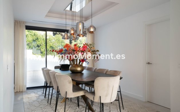 Wiederverkauf - Freistehende Villa - Marbella - Nagüeles