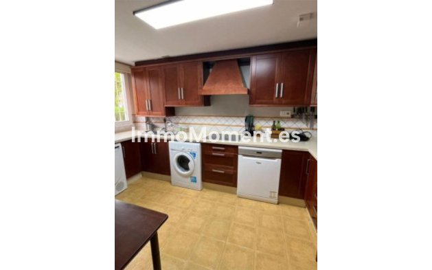 Resale - Townhouse - Marbella - Costabella