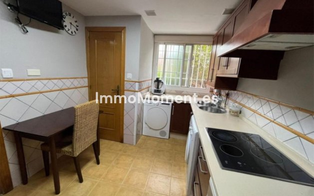Resale - Townhouse - Marbella - Costabella