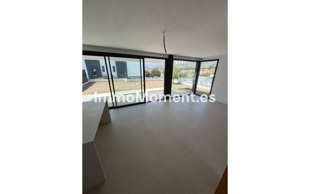 Revente - Villa individuelle - Estepona  - Atalaya