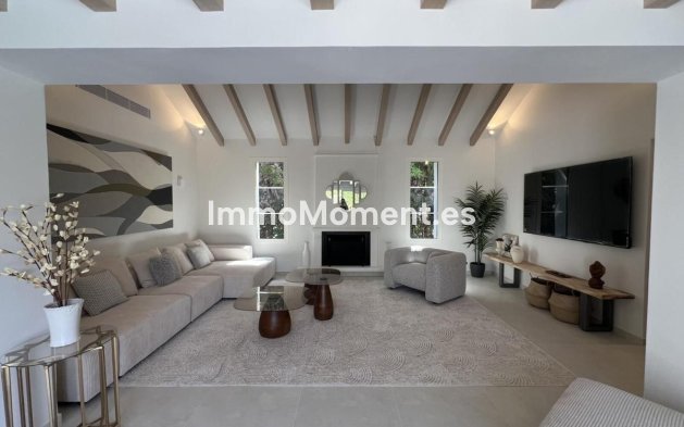 Resale - Detached villa - Marbella - Guadalmina Alta