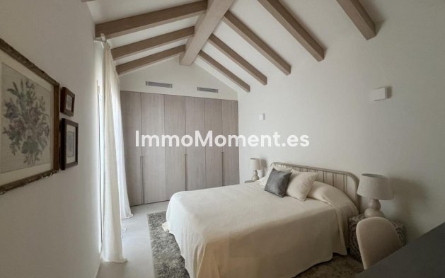Resale - Detached villa - Marbella - Guadalmina Alta
