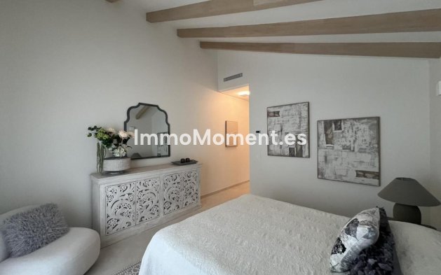 Resale - Detached villa - Marbella - Guadalmina Alta