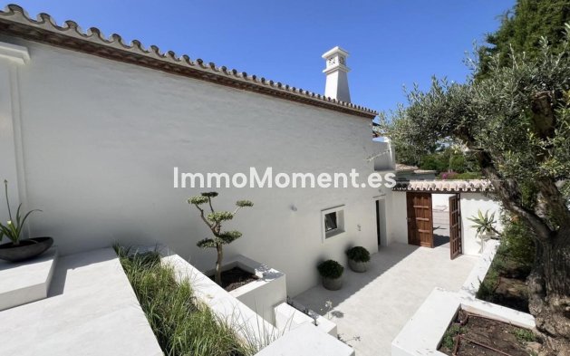 Resale - Detached villa - Marbella - Guadalmina Alta