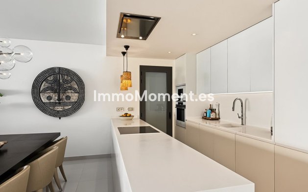 Revente - Appartement - Estepona  - Estepona Centro