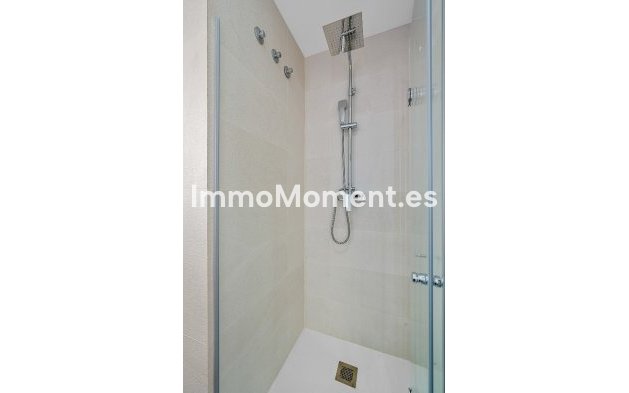 Wiederverkauf - Wohnung - Torrevieja - Torrevieja Centro