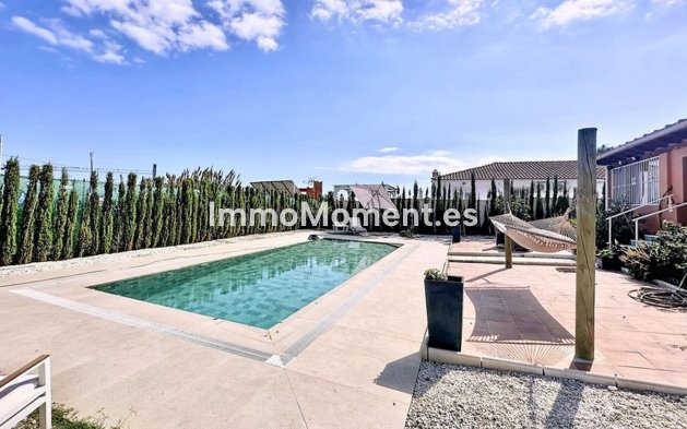 Bestaande woning - Vrijstaande villa - Estepona  - Estepona Centro