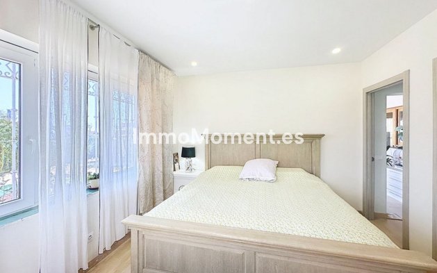 Bestaande woning - Vrijstaande villa - Estepona  - Estepona Centro