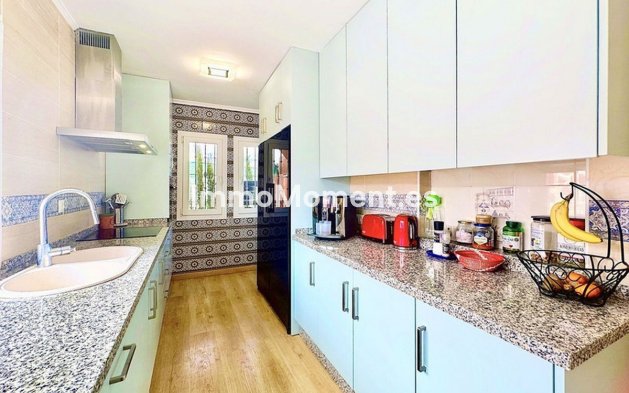 Bestaande woning - Vrijstaande villa - Estepona  - Estepona Centro