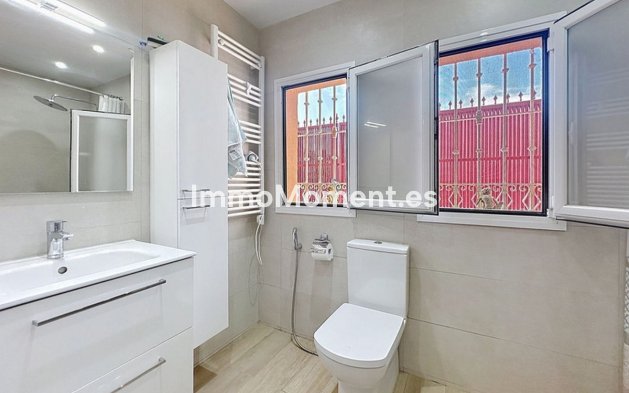 Bestaande woning - Vrijstaande villa - Estepona  - Estepona Centro