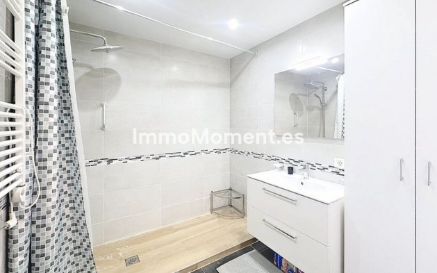 Bestaande woning - Vrijstaande villa - Estepona  - Estepona Centro