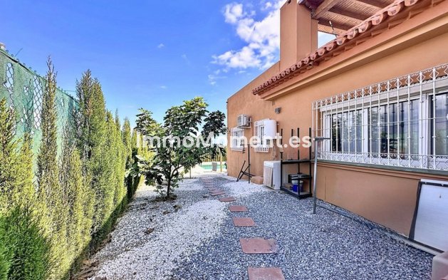Bestaande woning - Vrijstaande villa - Estepona  - Estepona Centro
