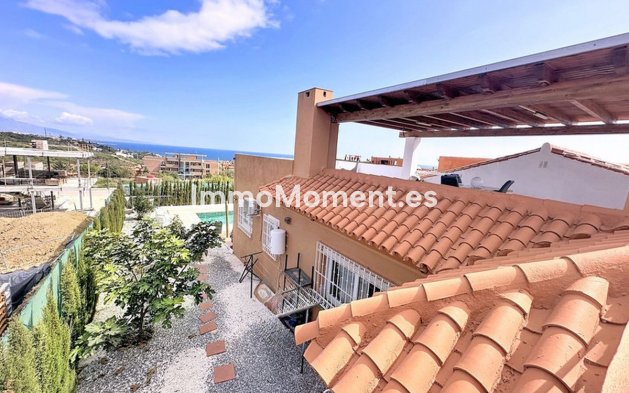 Bestaande woning - Vrijstaande villa - Estepona  - Estepona Centro