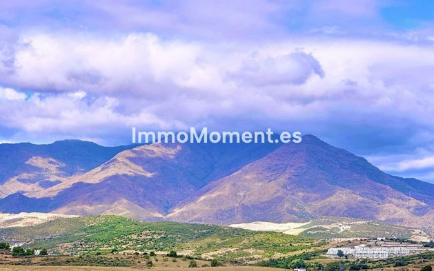 Bestaande woning - Vrijstaande villa - Estepona  - Estepona Centro