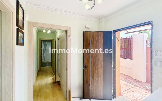 Bestaande woning - Vrijstaande villa - Estepona  - Estepona Centro