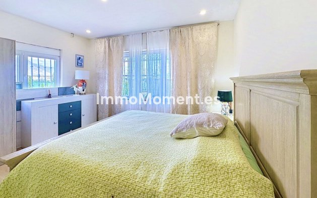 Bestaande woning - Vrijstaande villa - Estepona  - Estepona Centro