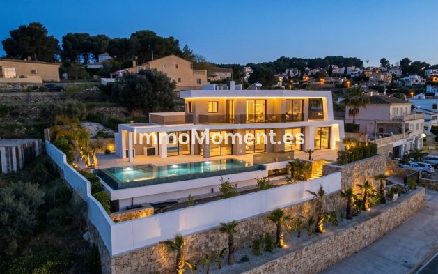 Resale - Detached villa - Benissa - La Fustera