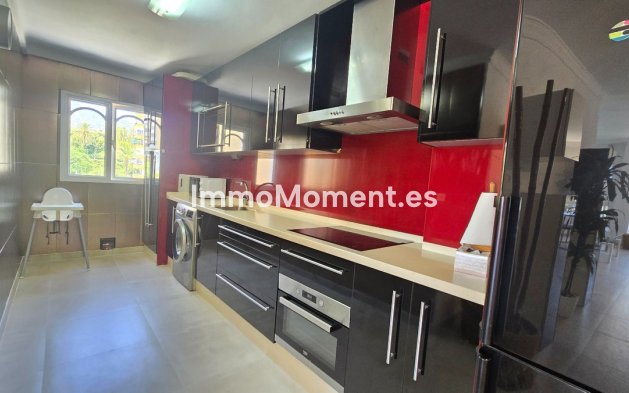 Resale - Apartment - Benalmadena - Benalmadena Centro