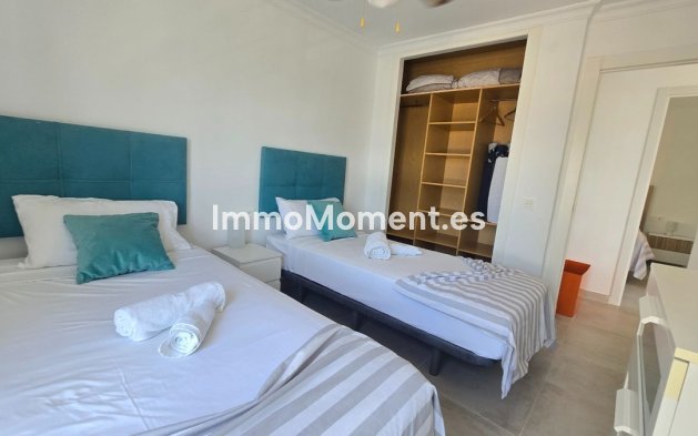 Resale - Apartment - Benalmadena - Benalmadena Centro