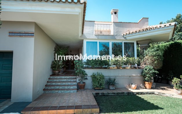 Resale - Detached villa - Inland  - Alhaurín de la Torre