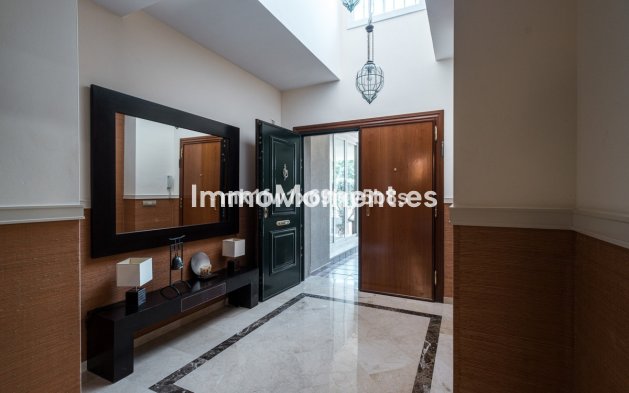 Resale - Detached villa - Inland  - Alhaurín de la Torre