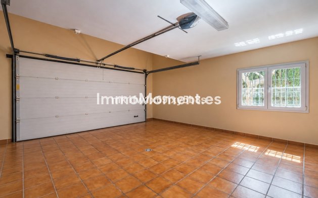 Resale - Detached villa - Inland  - Alhaurín de la Torre