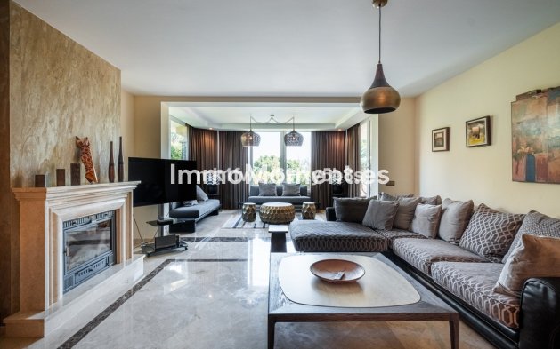 Resale - Detached villa - Inland  - Alhaurín de la Torre