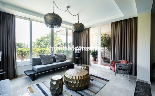 Resale - Detached villa - Inland  - Alhaurín de la Torre