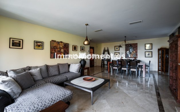 Resale - Detached villa - Inland  - Alhaurín de la Torre